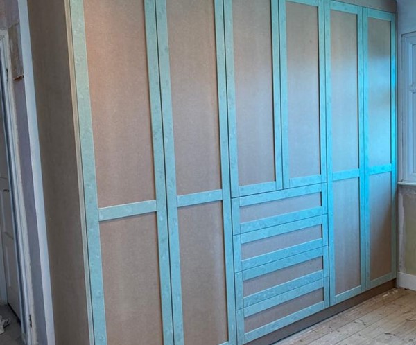 Wardrobes & cupboards